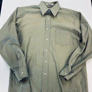 RBM MEN's dress shirt Wrinkle-Free 60% cotton/40% poly 15.5" x 32/33